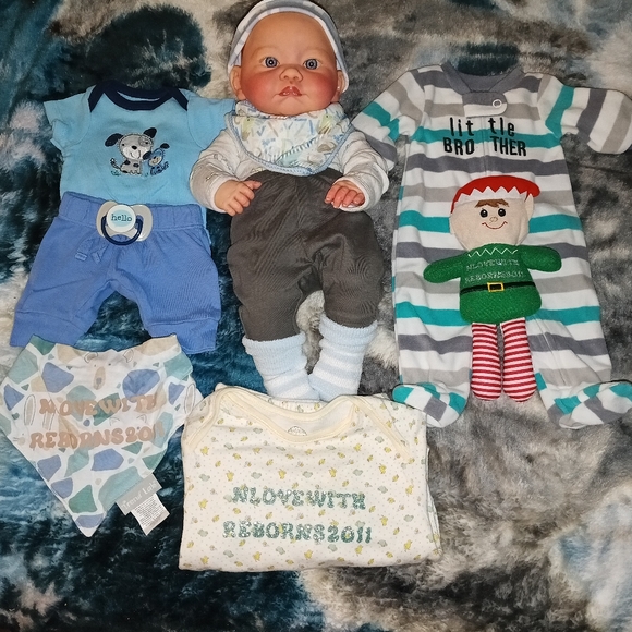 Reborn preemie size doll - Picture 3 of 3